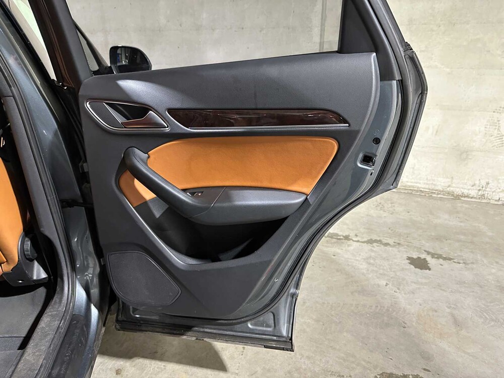 Audi Q3 2.0 TFSI Quattro S Edition 170pk 2012, L-800-RZ