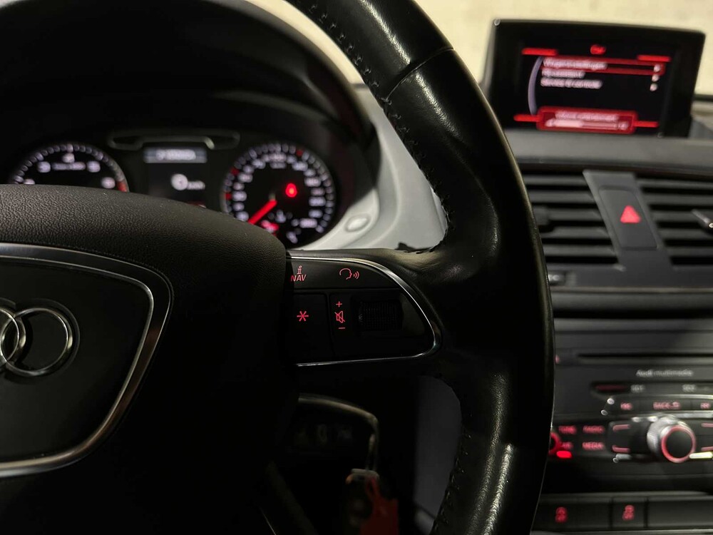 Audi Q3 2.0 TFSI Quattro S Edition 170pk 2012, L-800-RZ