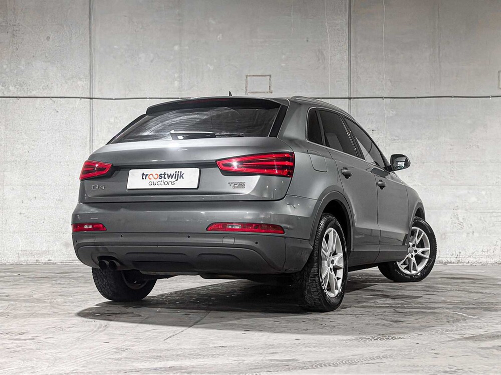 Audi Q3 2.0 TFSI Quattro S Edition 170pk 2012, L-800-RZ
