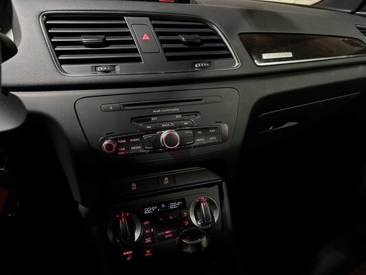 Audi Q3 2.0 TFSI Quattro S Edition 170pk 2012, L-800-RZ