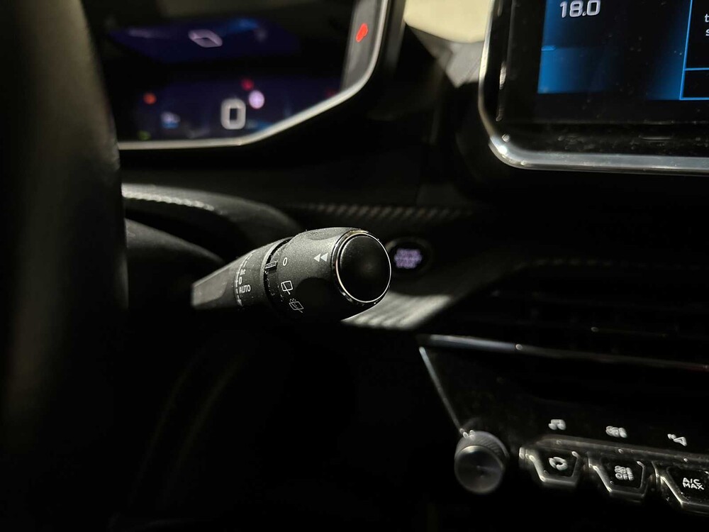 Peugeot 208 1.2 PureTech Allure 101pk 2020, J-094-VX