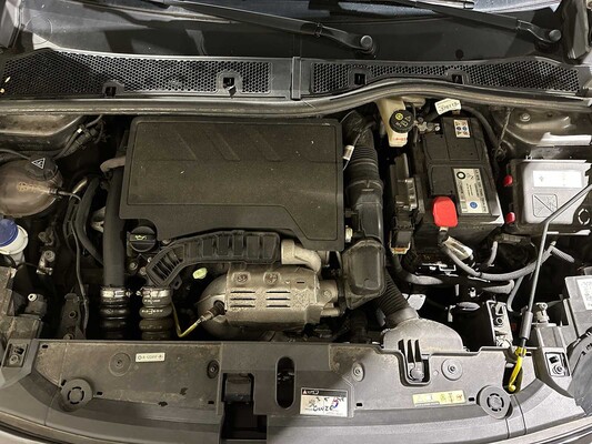 Peugeot 208 1.2 PureTech Allure 101 PS 2020, J-094-VX