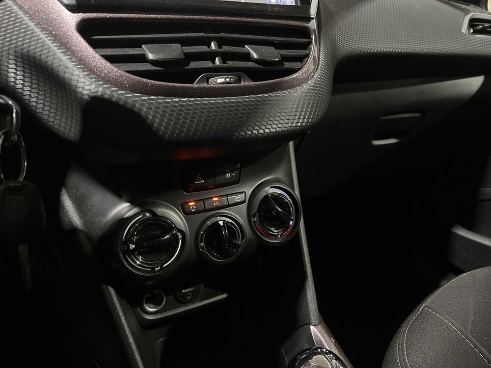 Peugeot 2008 1.2 PureTech Active 82pk 2015 (Origineel-NL), 2-ZST-06