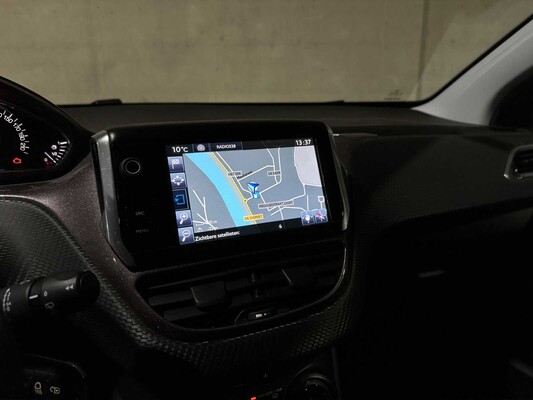 Peugeot 2008 1.2 PureTech Active 82pk 2015 (Origineel-NL), 2-ZST-06