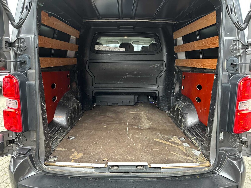 Toyota PROACE Worker 2.0 D-4D Prof. L. DC 177PK 2019, V-851-XG