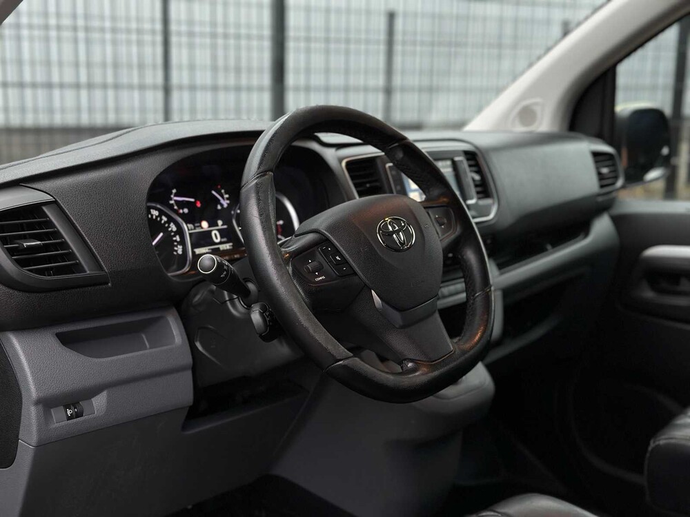 Toyota PROACE Worker 2.0 D-4D Prof. L. DC 177PK 2019, V-851-XG