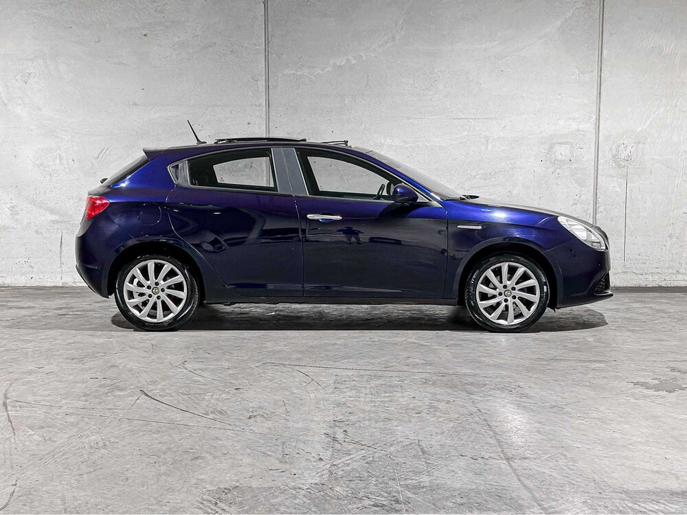 Alfa Romeo Giulietta 1.4 T Distinctive 120pk 2010, KX-159-R