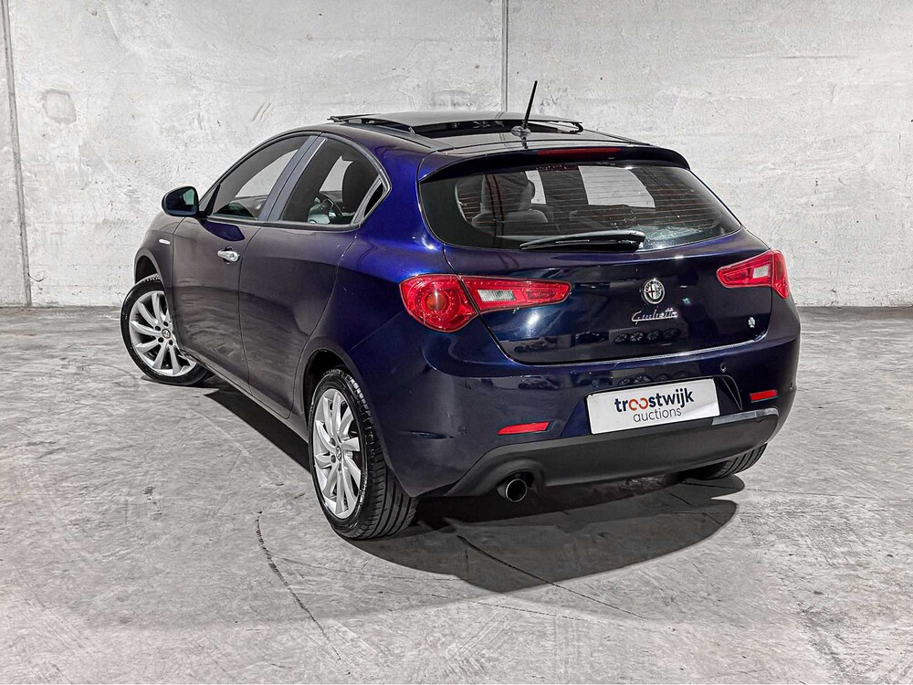 Alfa Romeo Giulietta 1.4 T Distinctive 120pk 2010, KX-159-R