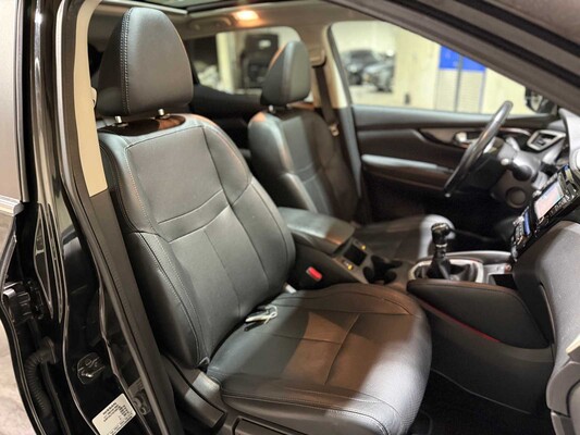 Nissan Qashqai 1.6 Tekna 164 PS 2015, JN-139-H