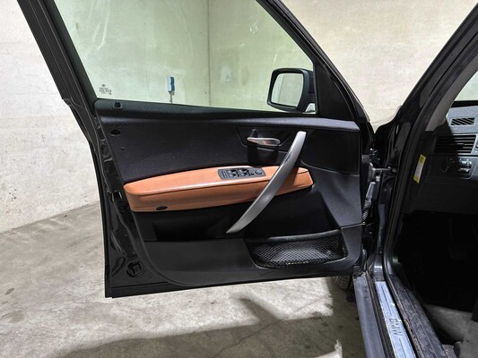 BMW X3 2.0i 150pk 2005, 71-RZ-JS Youngtimer