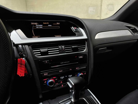 Audi A4 Avant 1.8 TFSI Automatic S Edition 170hp 2015, 4-ZRD-12