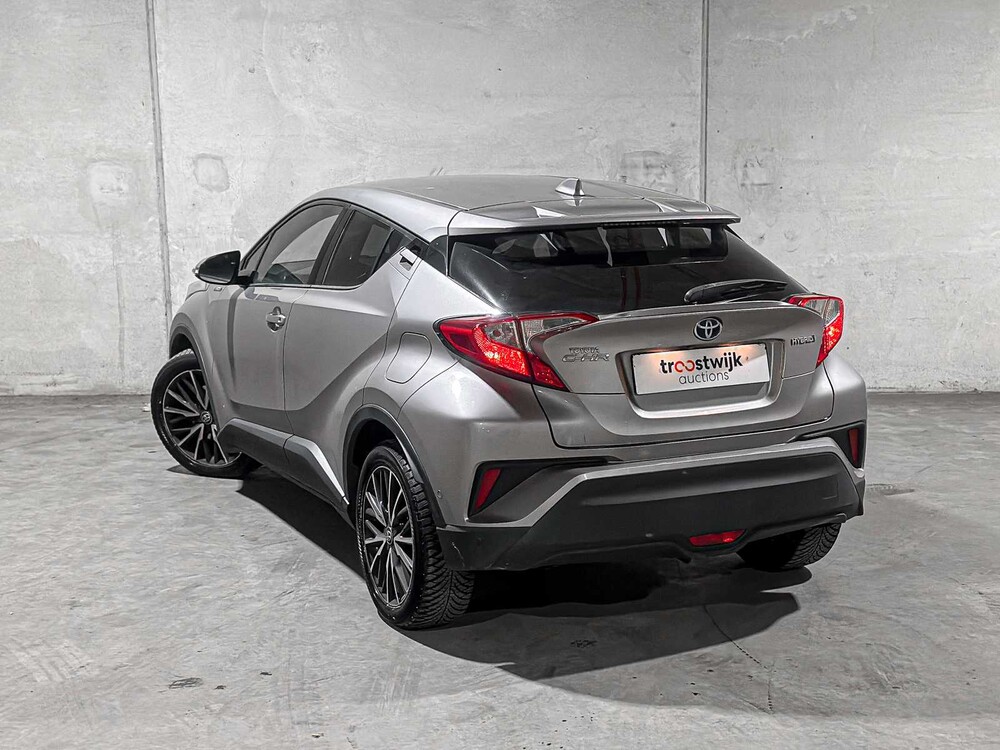 Toyota C-HR 1.8 Hybrid Executive 98PK 2017, PG-762-K