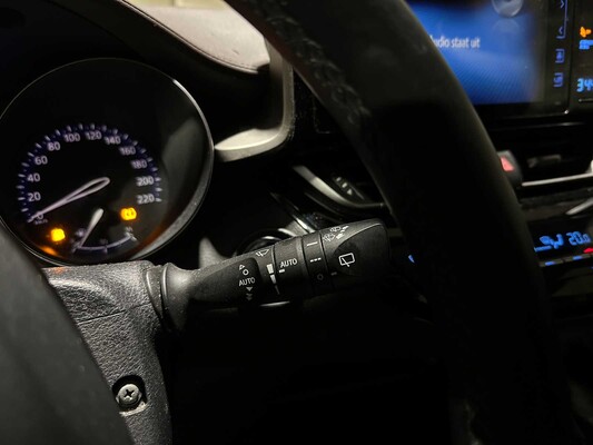 Toyota C-HR 1.8 Hybrid Executive 98PK 2017, PG-762-K