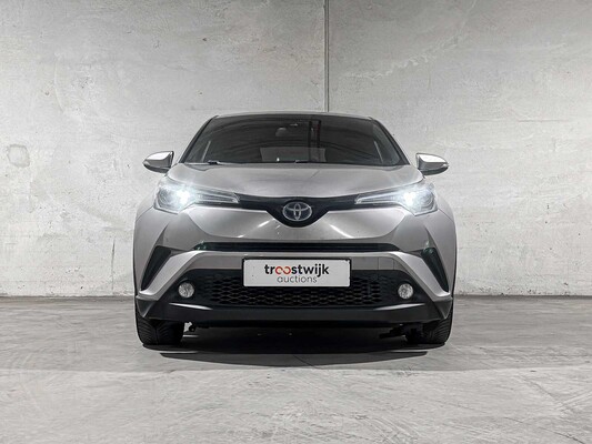 Toyota C-HR 1.8 Hybrid Executive 98PK 2017, PG-762-K
