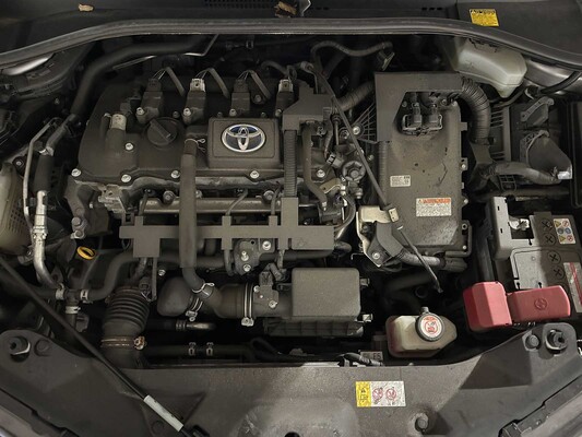 Toyota C-HR 1.8 Hybrid Executive 98PK 2017, PG-762-K