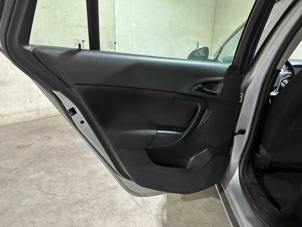 Opel Insignia Sports Tourer 1.6 T Innovation 170pk 2016, L-522-LR