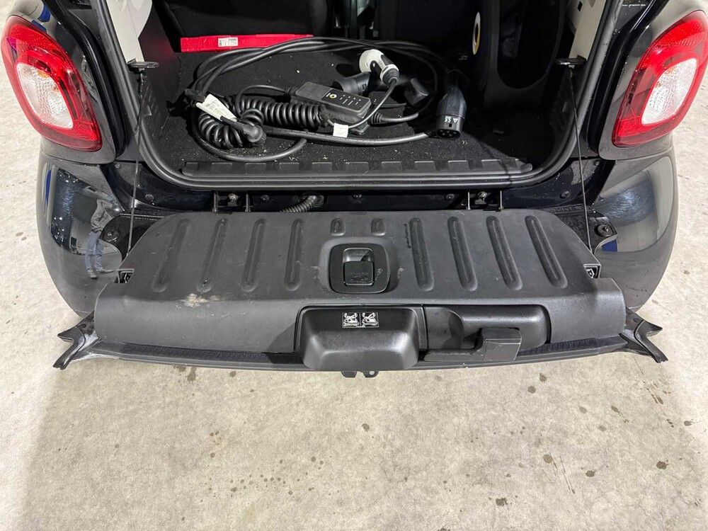 Smart fortwo EQ 18 kWh 82pk 2019, L-112-GP