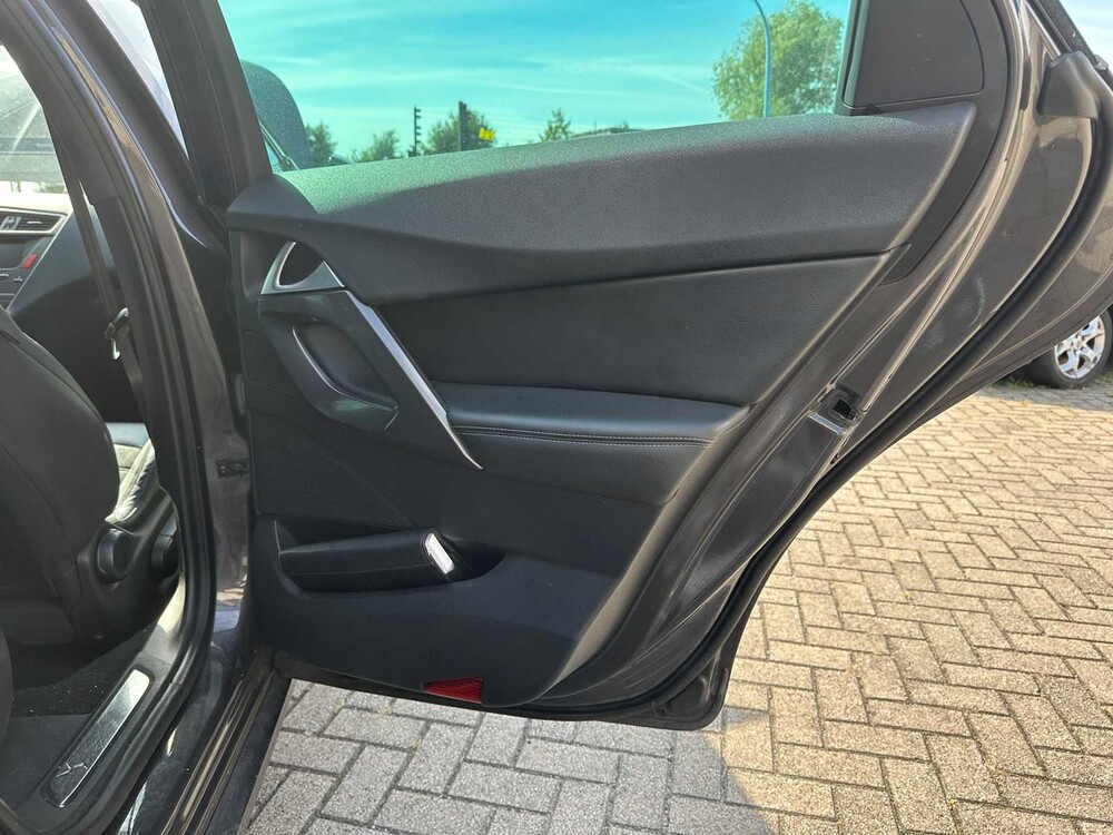 DS 5 2.0 BlueHDi Chic 181pk 2016, KT-828-L