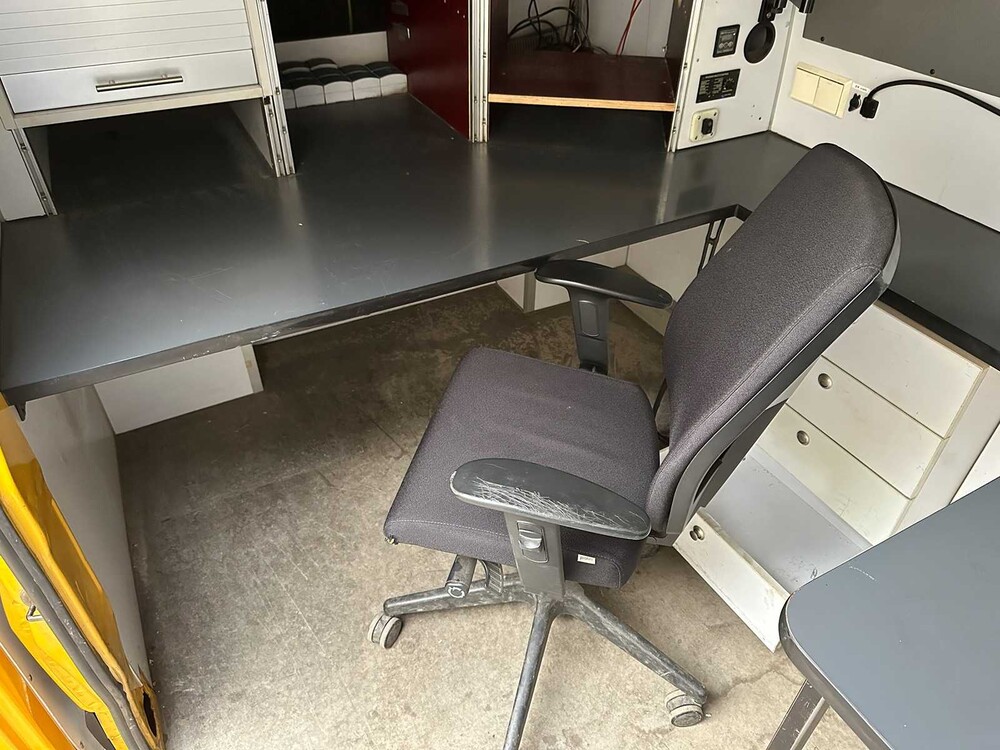 Volkswagen Crafter 50 2.5 TDI L3H2 DC 163PK 2008, 22-BFZ-4