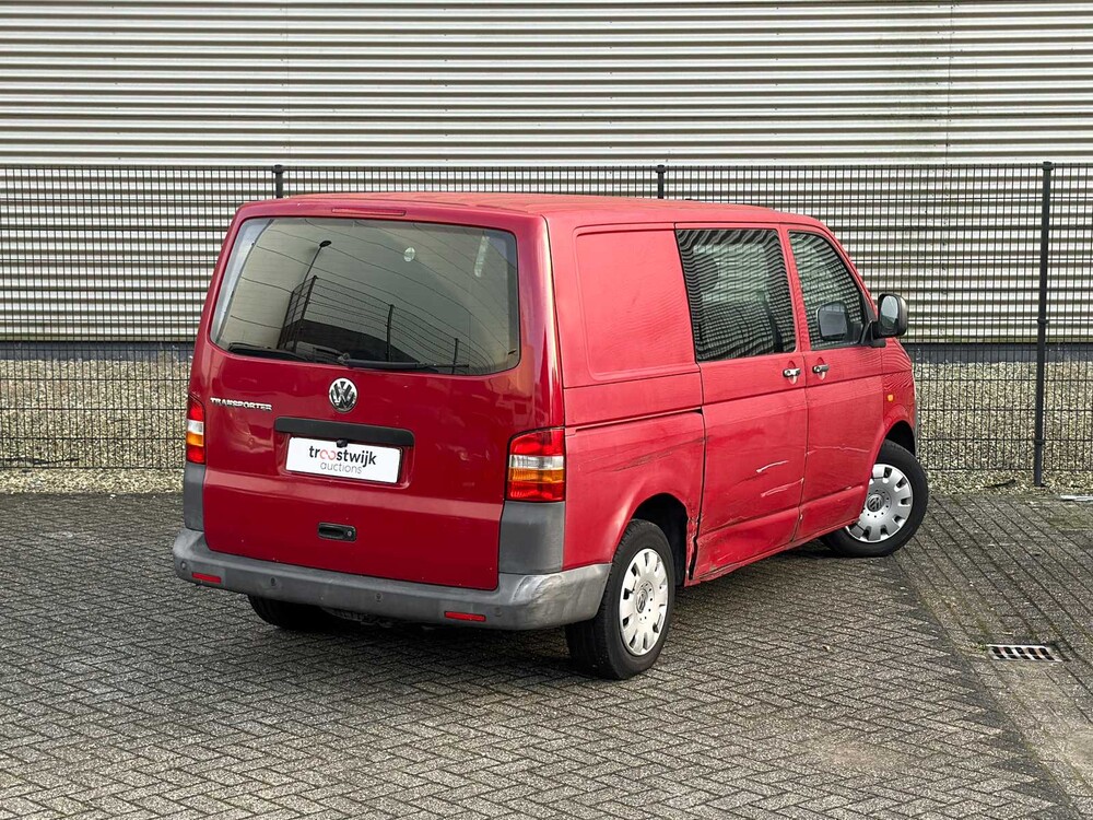 Volkswagen Transporter 2.5 TDI 300 Bud.DC 131pk 2005, 93-BT-SN Youngtimer