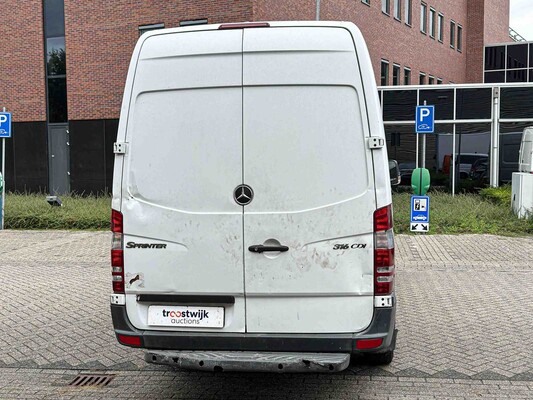 Mercedes-Benz Sprinter 516 2.2 CDI 432 DC 163pk 2011, V-10-DHX