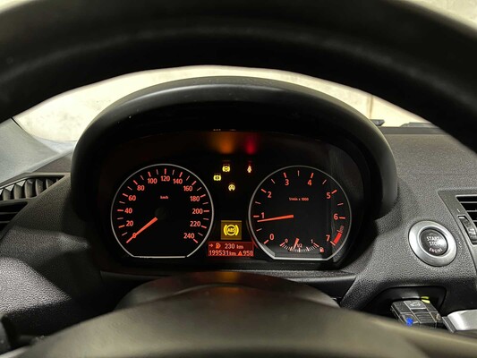 BMW 118i High Executive 129pk 2005 1-serie, 46-RK-RP