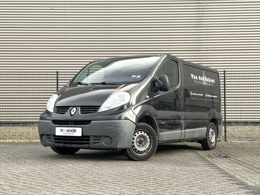 Renault Trafic 2.0 dCi T27 L1H1 Générique 114 PS 2010, 4-VGG-31