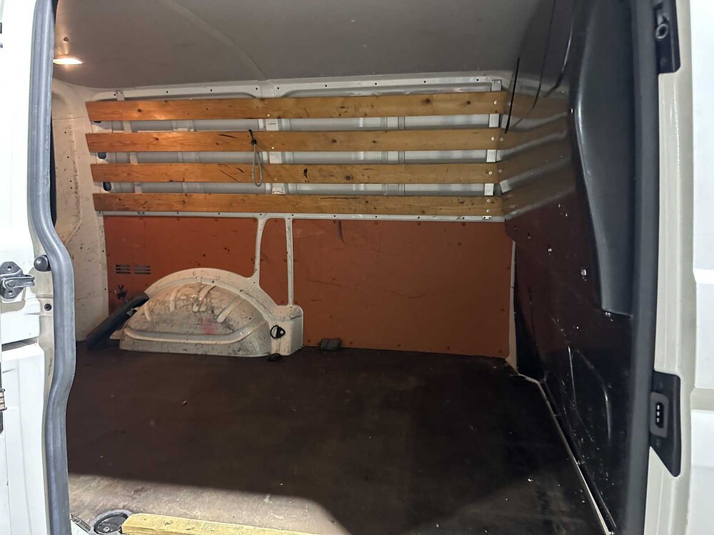 Volkswagen Transporter 2.0 TDI L1H1 150PK 2010, 6-VHK-98