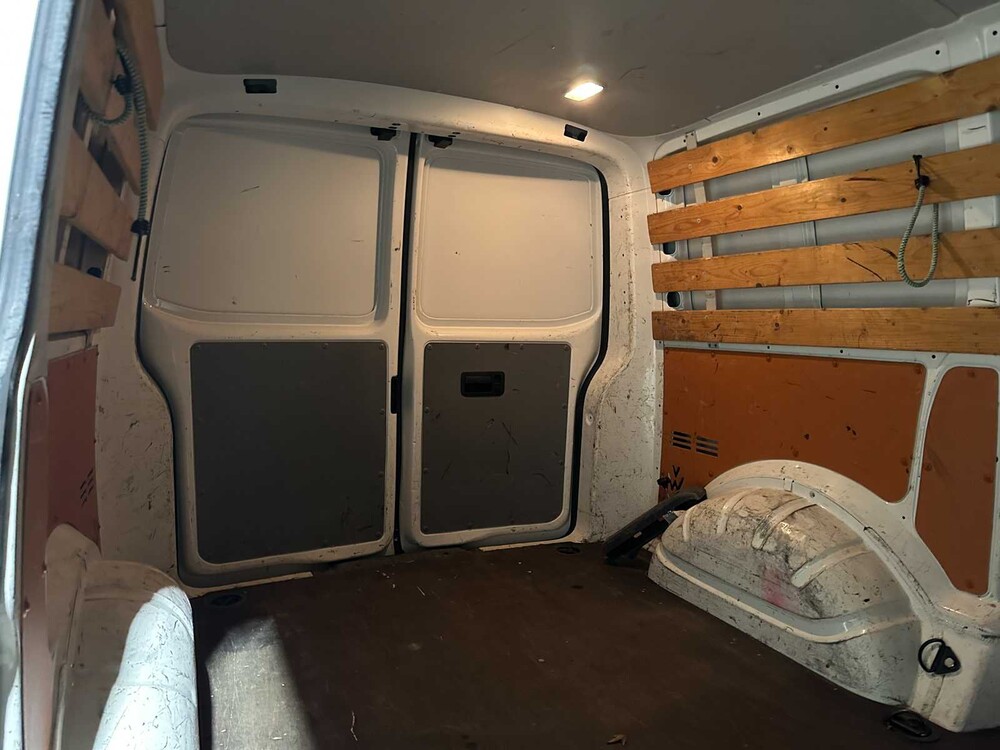 Volkswagen Transporter 2.0 TDI L1H1 150PK 2010, 6-VHK-98