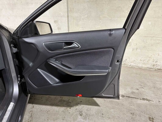 Mercedes-Benz A180d Lease Edition 109 PS 2015 (Original-NL) A-Klasse, HJ-962-T