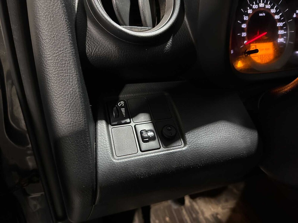 Toyota RAV4 2.2 D4-D Sol 136PK 2007, 36-VHF-6