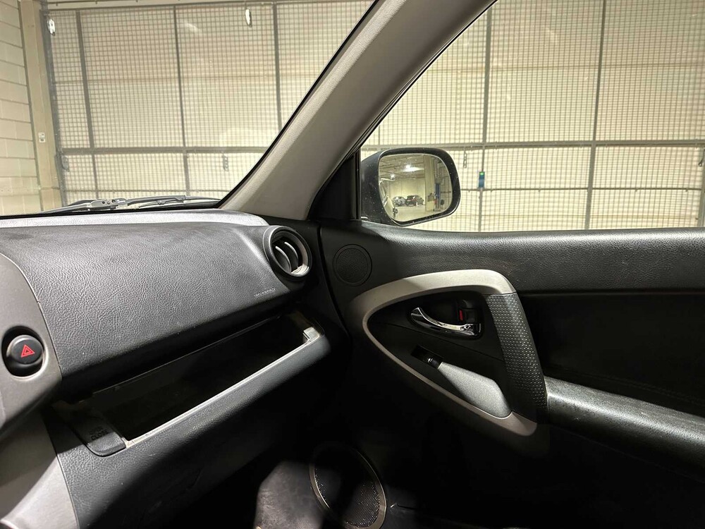 Toyota RAV4 2.2 D4-D Sol 136 PS 2007, 36-VHF-6