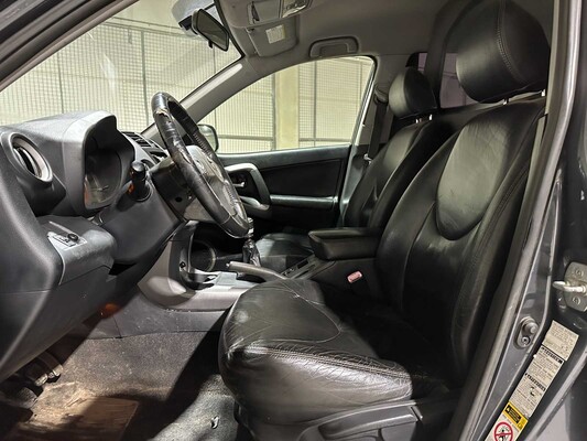 Toyota RAV4 2.2 D4-D Sol 136PK 2007, 36-VHF-6