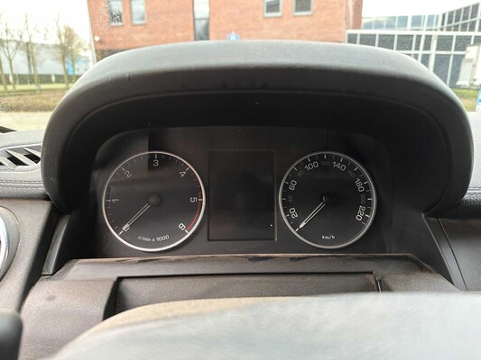 Land Rover Discovery 3.0 V6 211 PS 2016