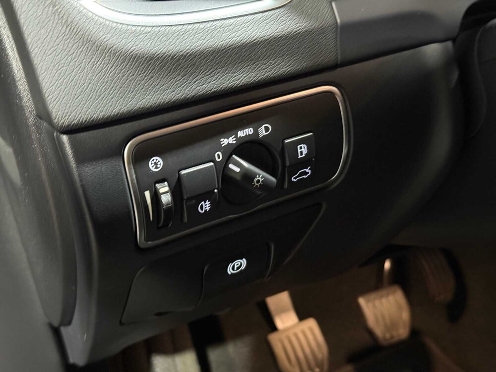 Volvo V60 Cross Country 2.0 D3 Polar+ 150 PS 2017, PT-351-G