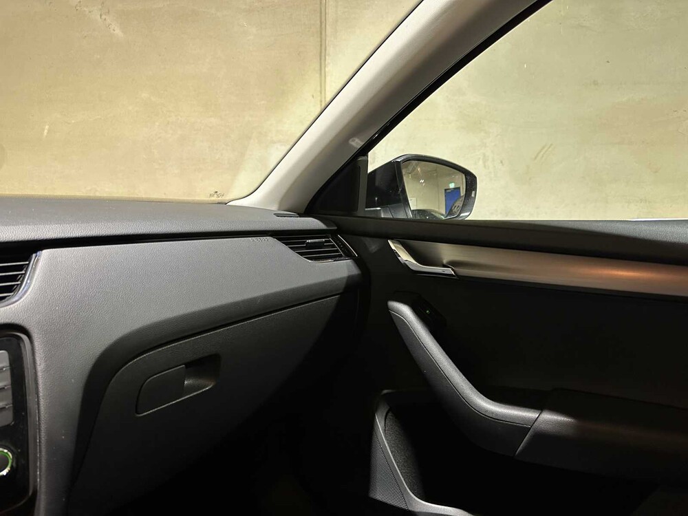 Skoda Octavia Combi 1.6 TDI Greentech JOY Business 110 PS 2016 (Automatik), JX-809-G