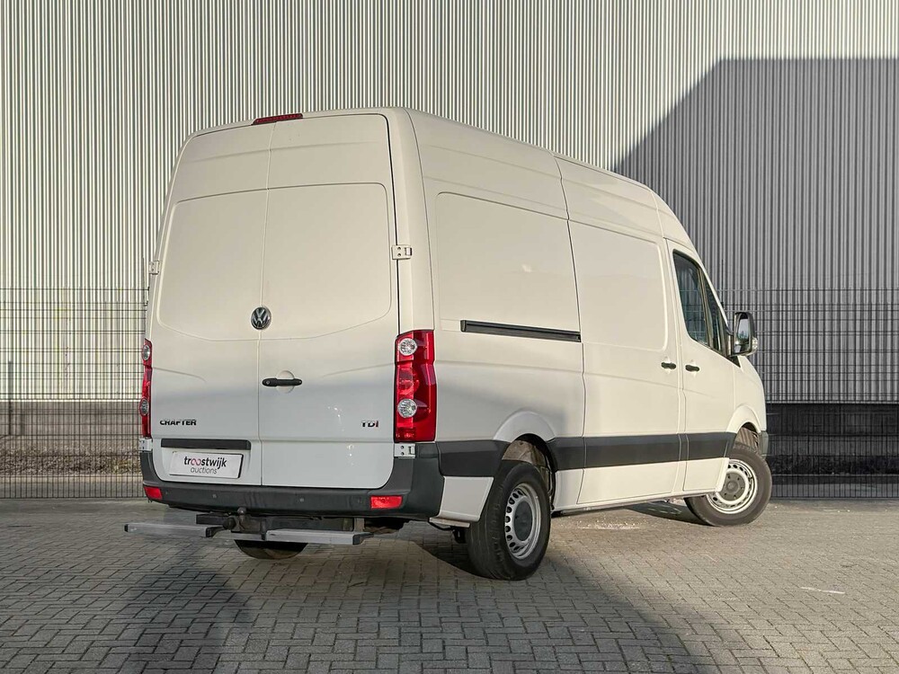 Volkswagen Crafter 50 2.0 TDI L2H1 BM 150PK 2016, VZ-045-R