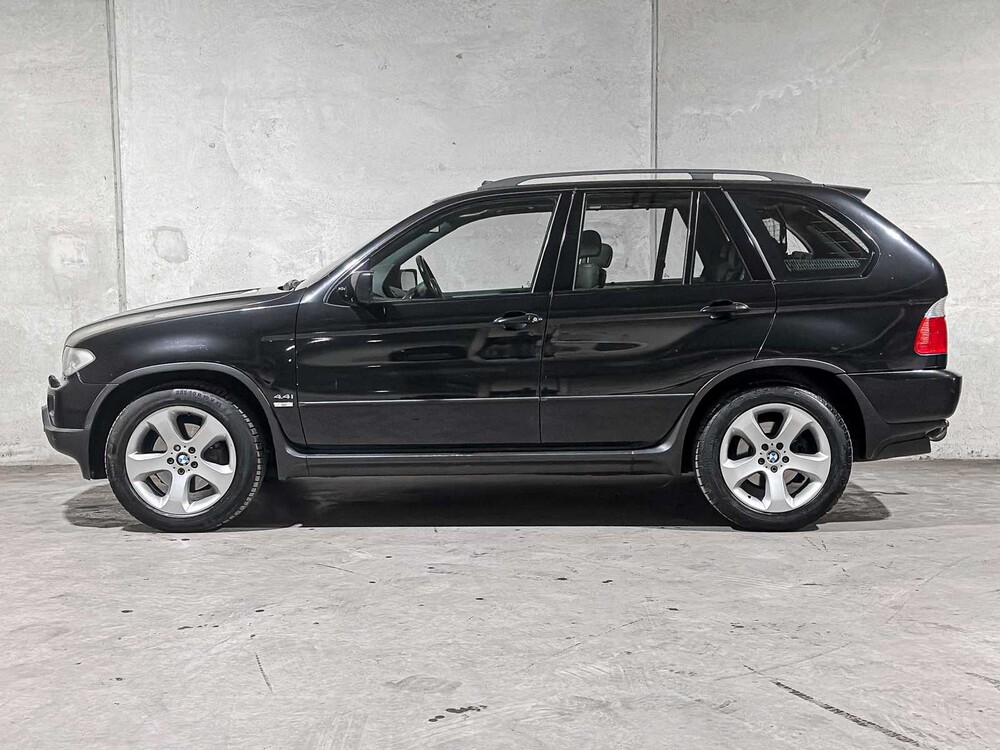 BMW X5 4.4i High Edition 320PK 2006, 26-ST-PP