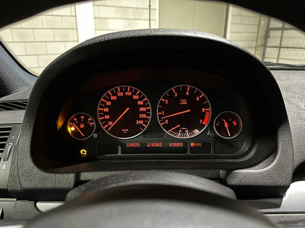 BMW X5 4.4i High Edition 320PK 2006, 26-ST-PP