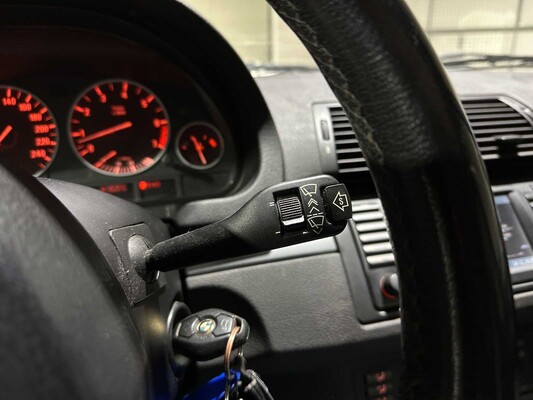 BMW X5 4.4i High Edition 320PK 2006, 26-ST-PP