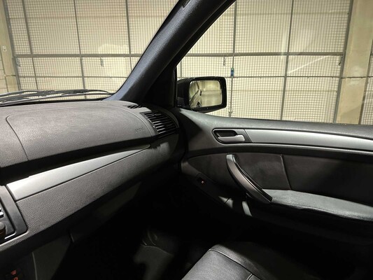 BMW X5 4.4i High Edition 320PK 2006, 26-ST-PP