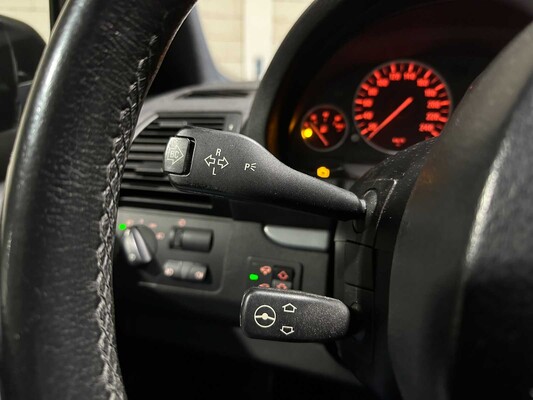 BMW X5 4.4i High Edition 320PK 2006, 26-ST-PP