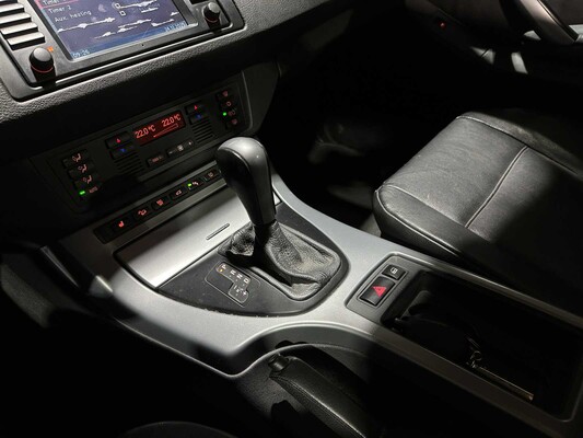 BMW X5 4.4i High Edition 320PK 2006, 26-ST-PP