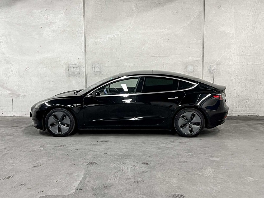 Tesla Model 3 Standard RWD Plus 60 kWh 2019 (Original-NL+1. Besitzer), G-201-RB