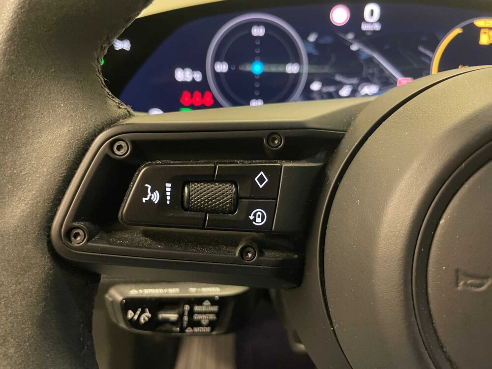 Porsche Taycan 4S Performance 84kWh 530PS 2020 (Original-NL + 1. Besitzer) (Sport-Design + Sport-Chrono), J-506-DR