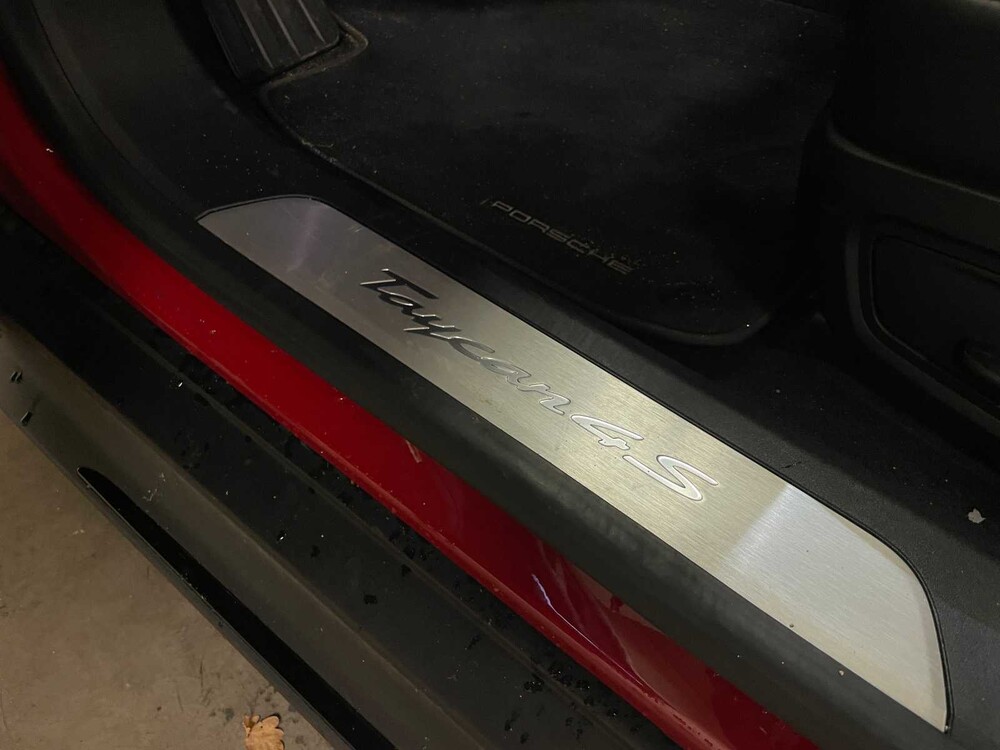 Porsche Taycan 4S Performance 84kWh 530PS 2020 (Original-NL + 1. Besitzer) (Sport-Design + Sport-Chrono), J-506-DR