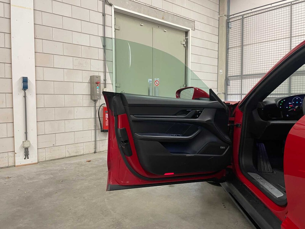 Porsche Taycan 4S Performance 84kWh 530PS 2020 (Original-NL + 1. Besitzer) (Sport-Design + Sport-Chrono), J-506-DR