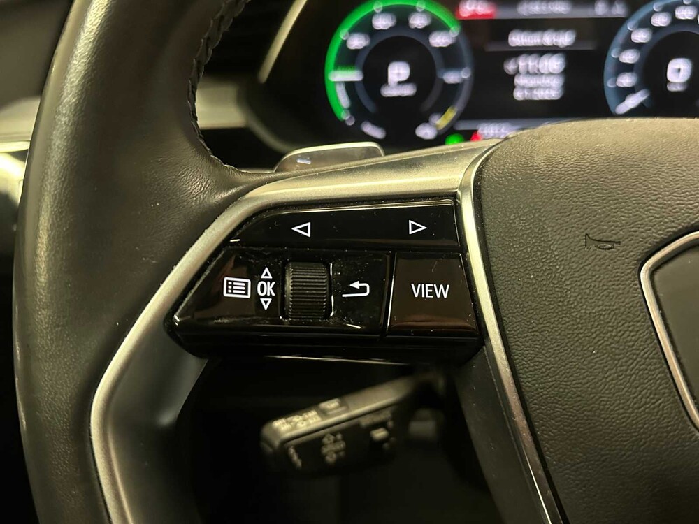 Audi e-tron 50 quattro Launch Edition schwarz 71 kWh S-Line 313PS 2019 (Original-NL + 1. Besitzer), G-119-XV