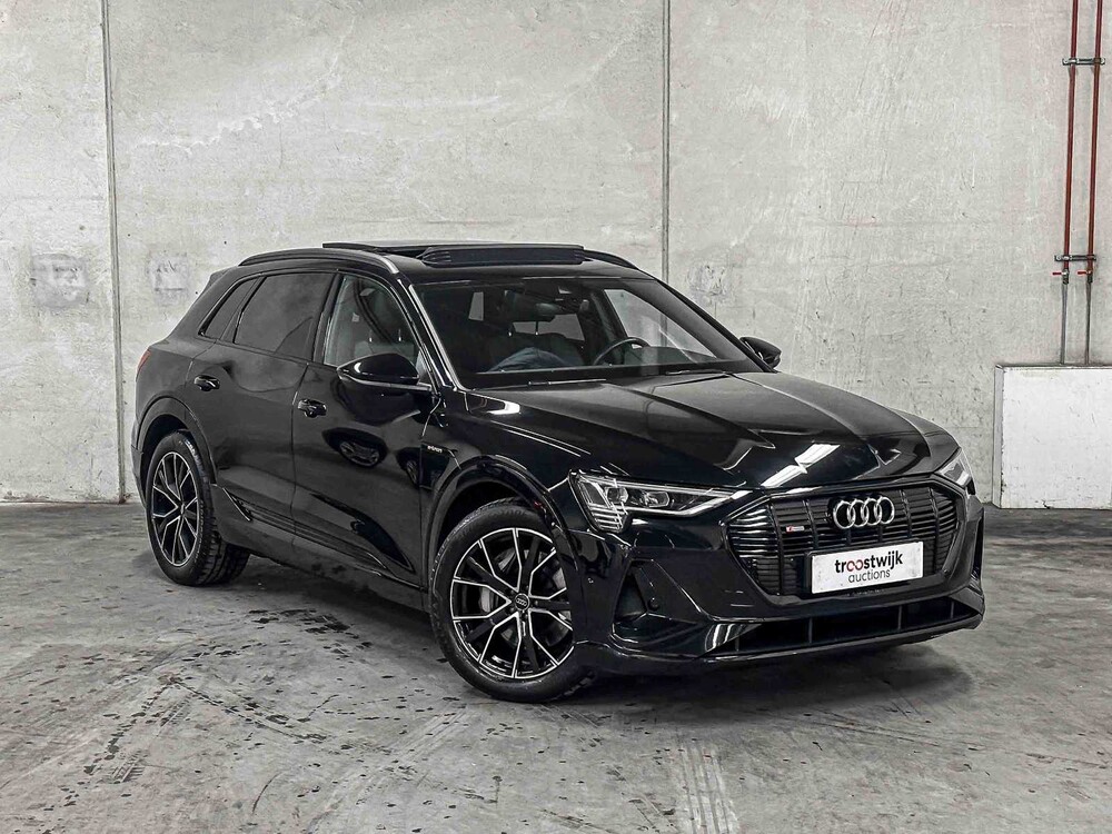 Audi e-tron 50 quattro Launch Edition schwarz 71 kWh S-Line 313PS 2019 (Original-NL + 1. Besitzer), G-119-XV