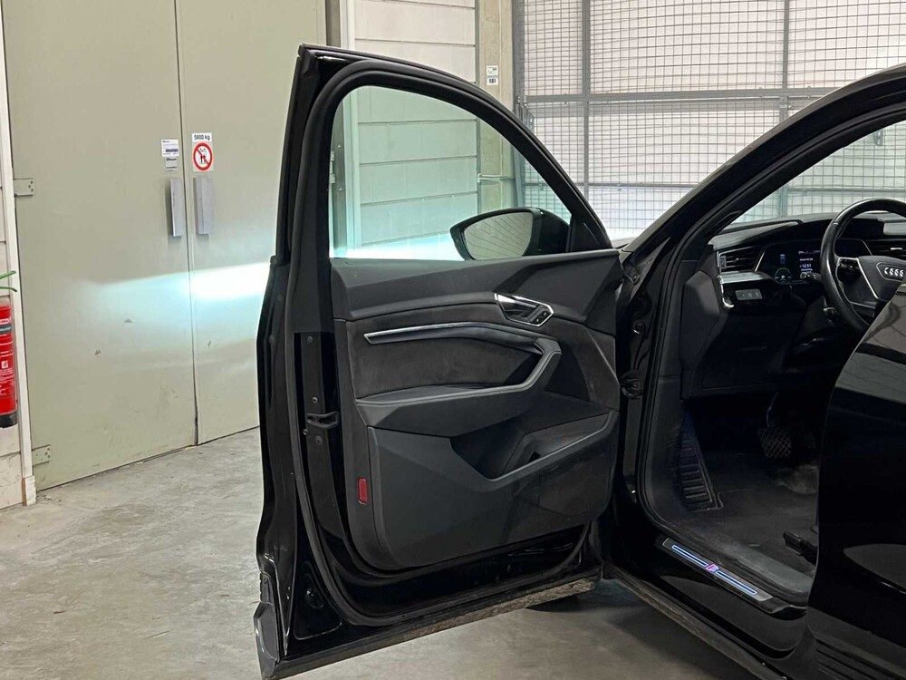 Audi e-tron 55 Quattro Advanced 95 kWh 360PS 2019 (Original-NL + 1. Besitz), G-644-ST